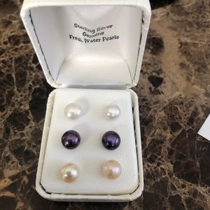 Sterling silver freshwater pearl earrings
